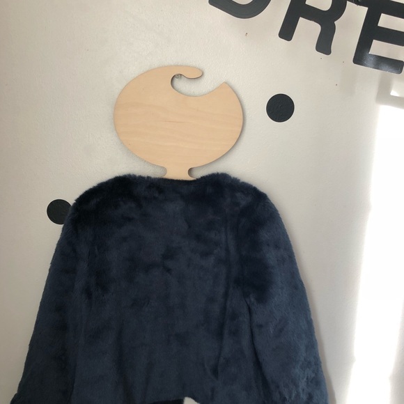 Faux fur jacket - Picture 3 of 3